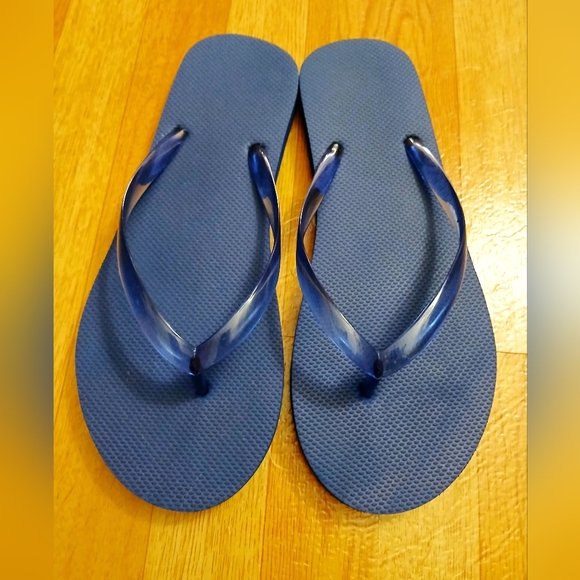 Women's Navy Blue Flip Flops - Picture 1 of 4